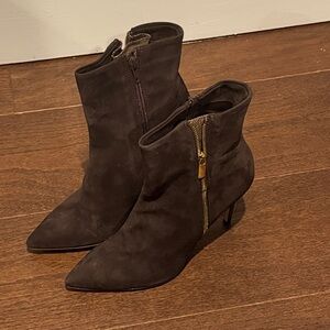 NWOT Moero Women’s Brown Ankle Boots Size 40/10